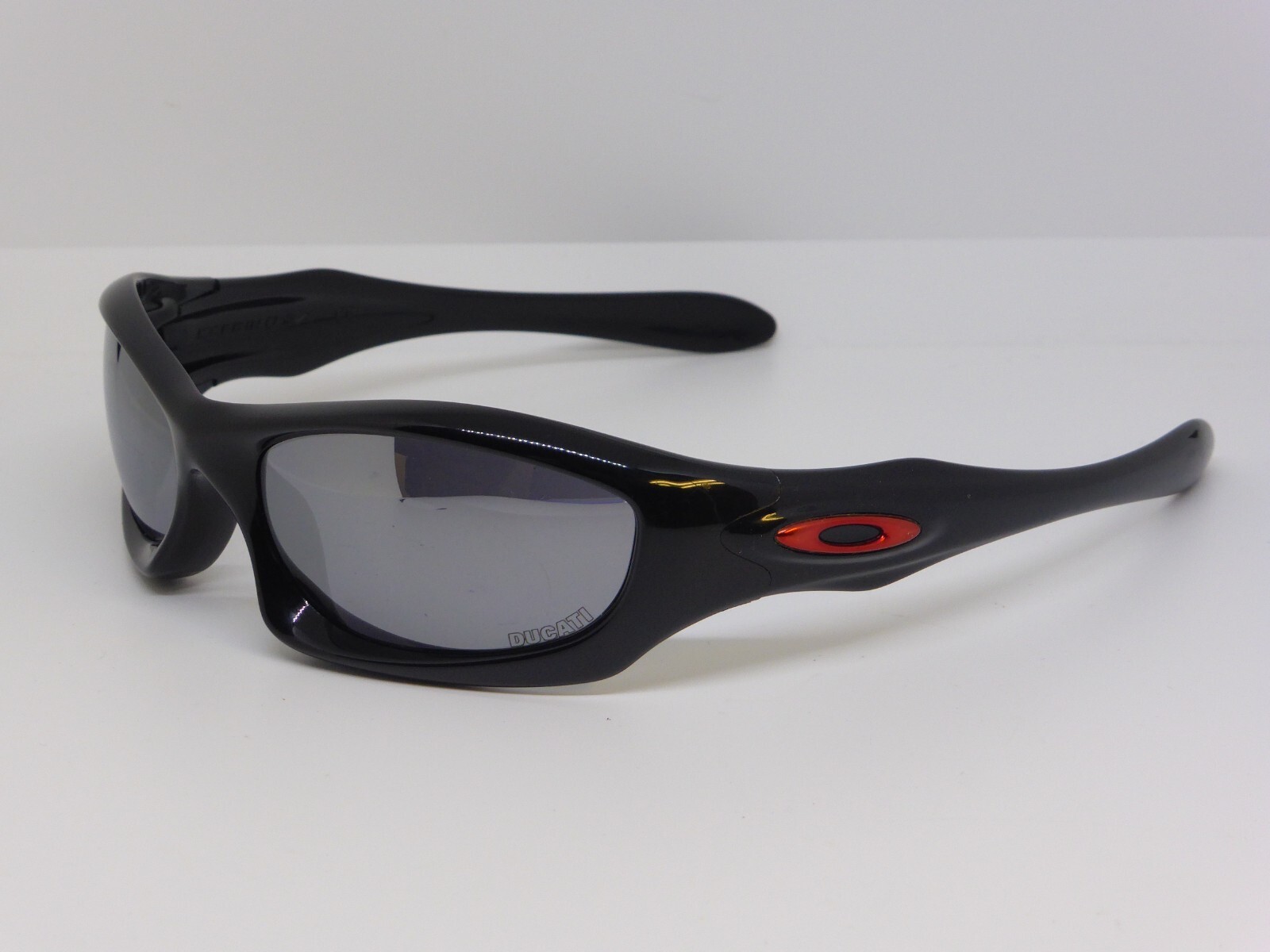 OAKLEY オークリー MONSTER DOG DUCATI Oakley Monster Dog Ducati Polished Black w/Black Iridium