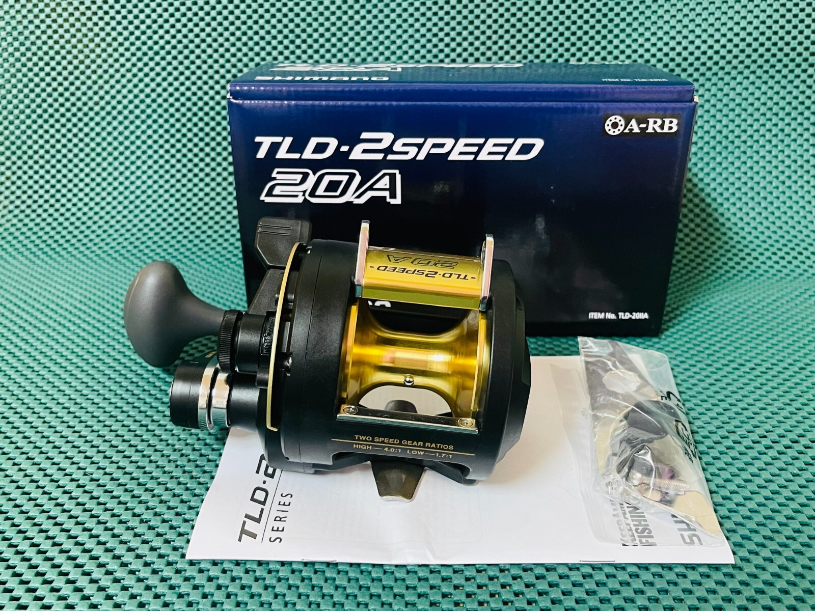 NEW SHIMANO TLD 20 A II 2-SPEED TLD-20IIA FISHING REEL *1-3