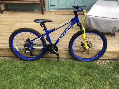 blue and yellow carrera blast