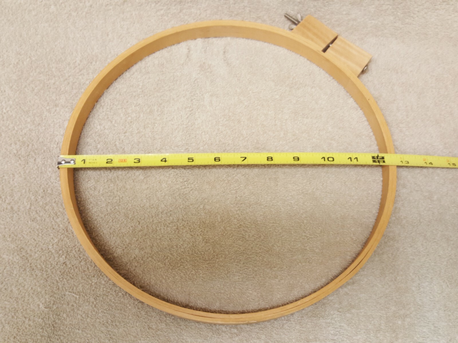 Round Wood Embroidery Quilting Cross Stitch Needlepoint Hoops ~ Lot of 3