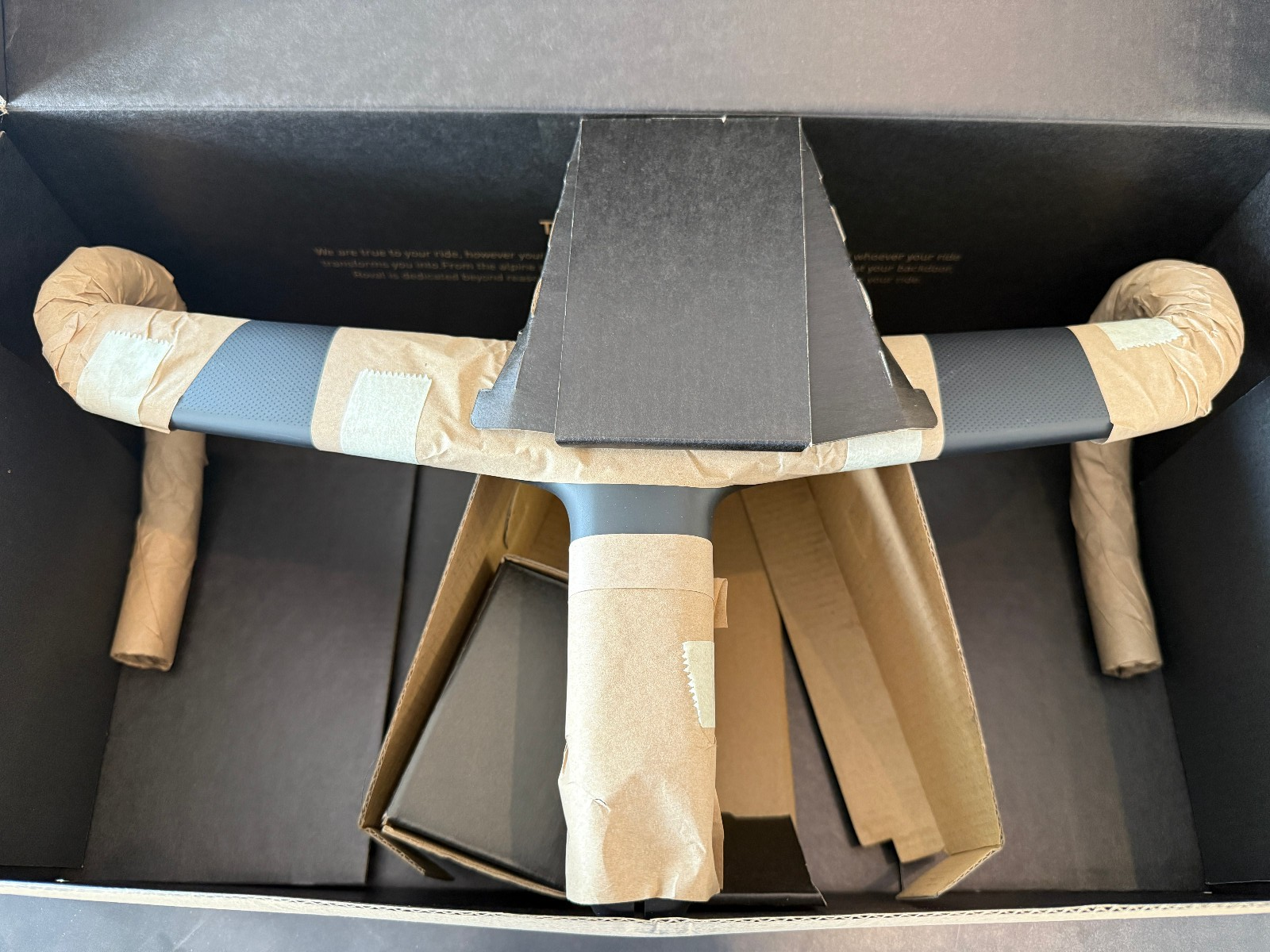 パーツ roval rapide cockpit 420 135 Roval Rapide Cockpit - Team Edition