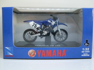 Yamaha YZ 125 Newray Motorcycle Model 1:3 2 1