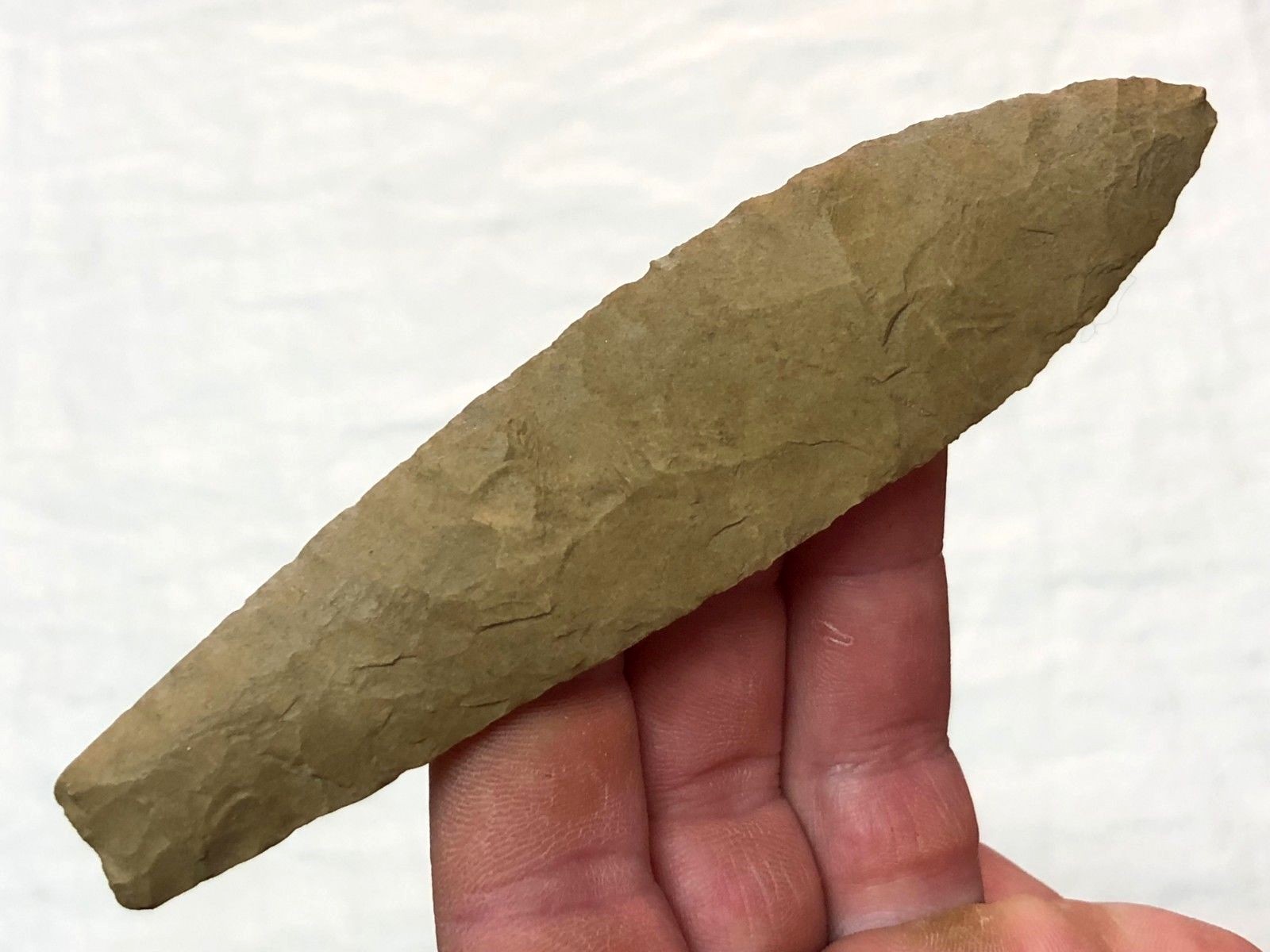 EXCEPTIONAL PALEO AGATE BASIN ANDREW CO., MO. AUTHENTIC ARROWHEAD ARTIFACT LM3