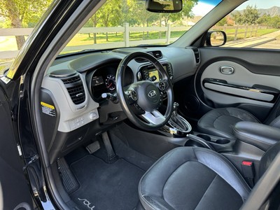 image 10 of interior