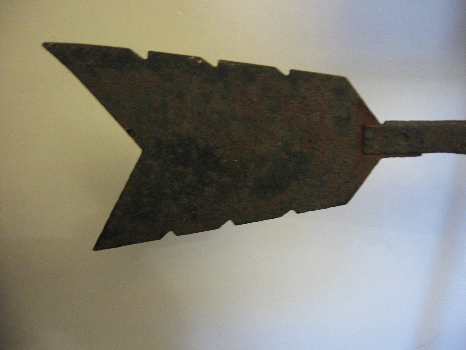 ANTIQUE ROOSTER WEATHERVANE MOUNTED 37