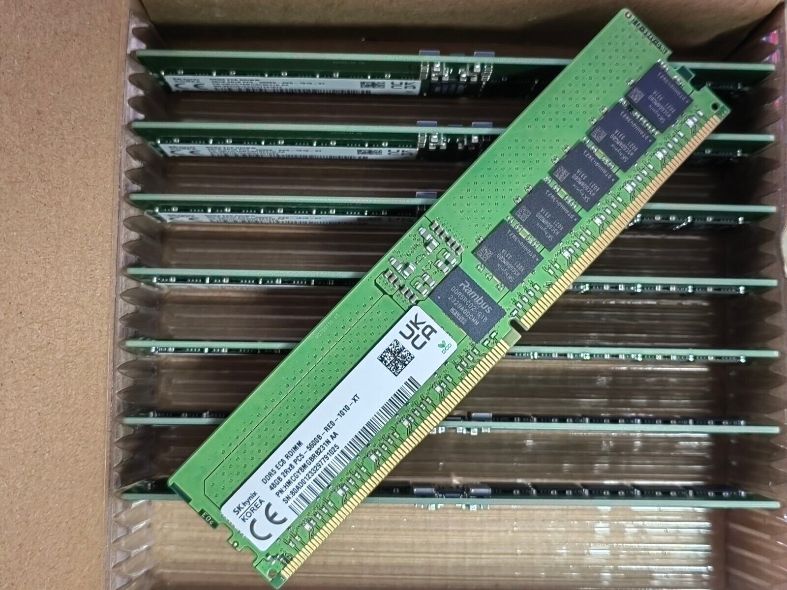 Brute Networks P58360-H21-BN - 128GB おおき PC5-38400 Brute Networks P58360-H21-BN - 128GB おおき PC5-38400