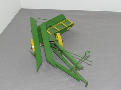 Vintage John Deere CORN Binder CUSTOM Toy 1:16 Metal Scratch Built TJ Vintage