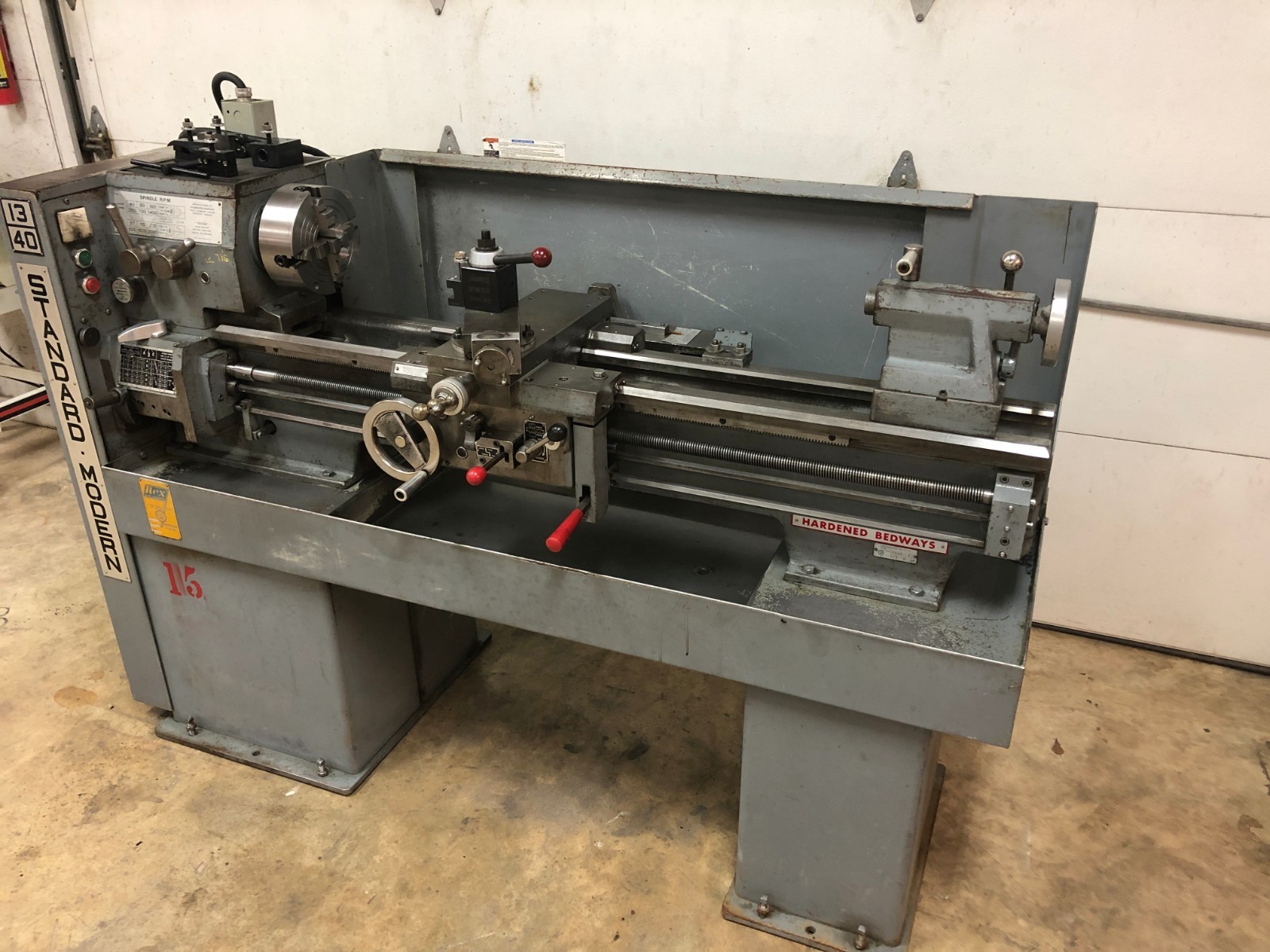 Standard Modern 13/40 Lathe