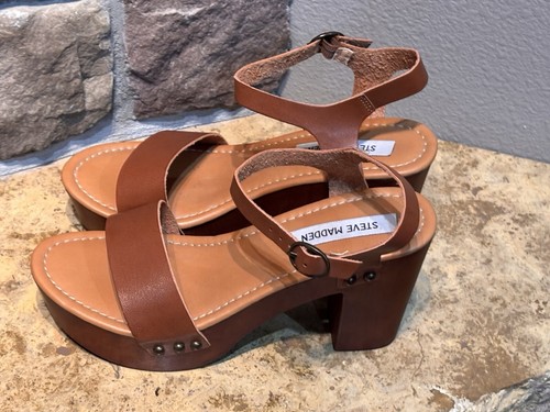 【Steve Madden】JADDA COGNAC SUEDE★リゾート厚底サンダル! Steve Madden】JADDA COGNAC SUEDE☆リゾート厚底サンダル