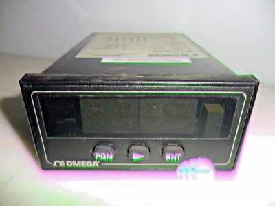 OMEGA Engineering DP470-T-C2 Digital Temperature Process Measurement Indicator