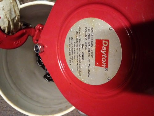 Manual Chain Hoist,4000 lb.,Lift 20 ft. DAYTON 1VW60