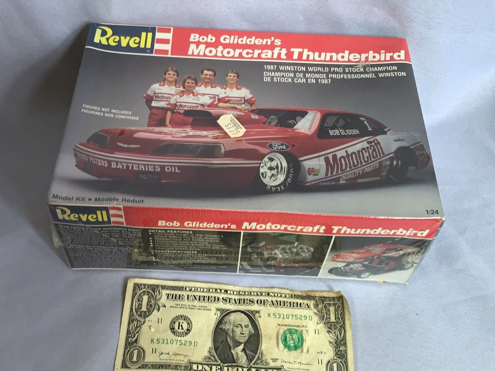 REVELL 1/18 THUNDERBIRD レッド REVELL 1/18 THUNDERBIRD レッド - メルカリ