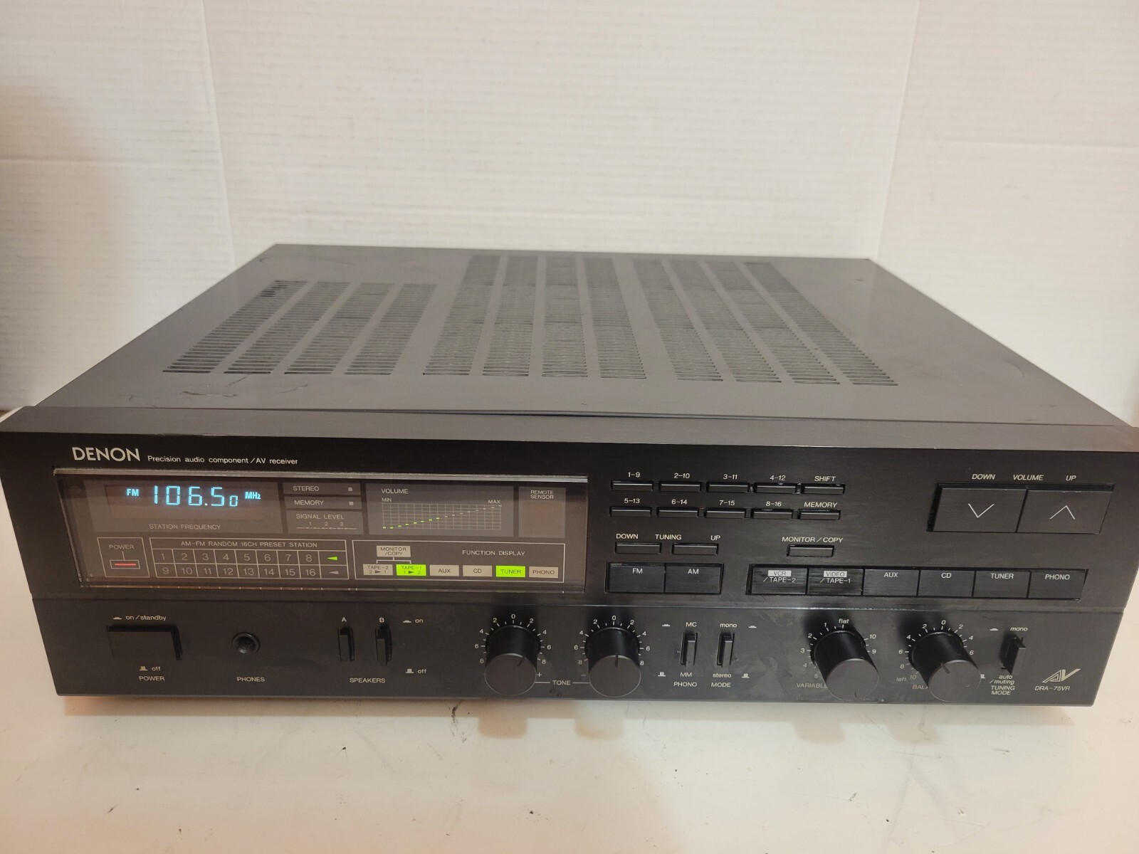 DENON - DENON クラシックCD ７５枚　ラック　解説本付 Denon DRA-75VR Precision Audio Component/AV Receiver Tested