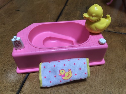 貴重 電動バスタブ ドール付き ブリキのおもちゃ DOLLY BATH TUB Amazon.com: NUOBESTY Electric Doll Bathtub Pink Miniature