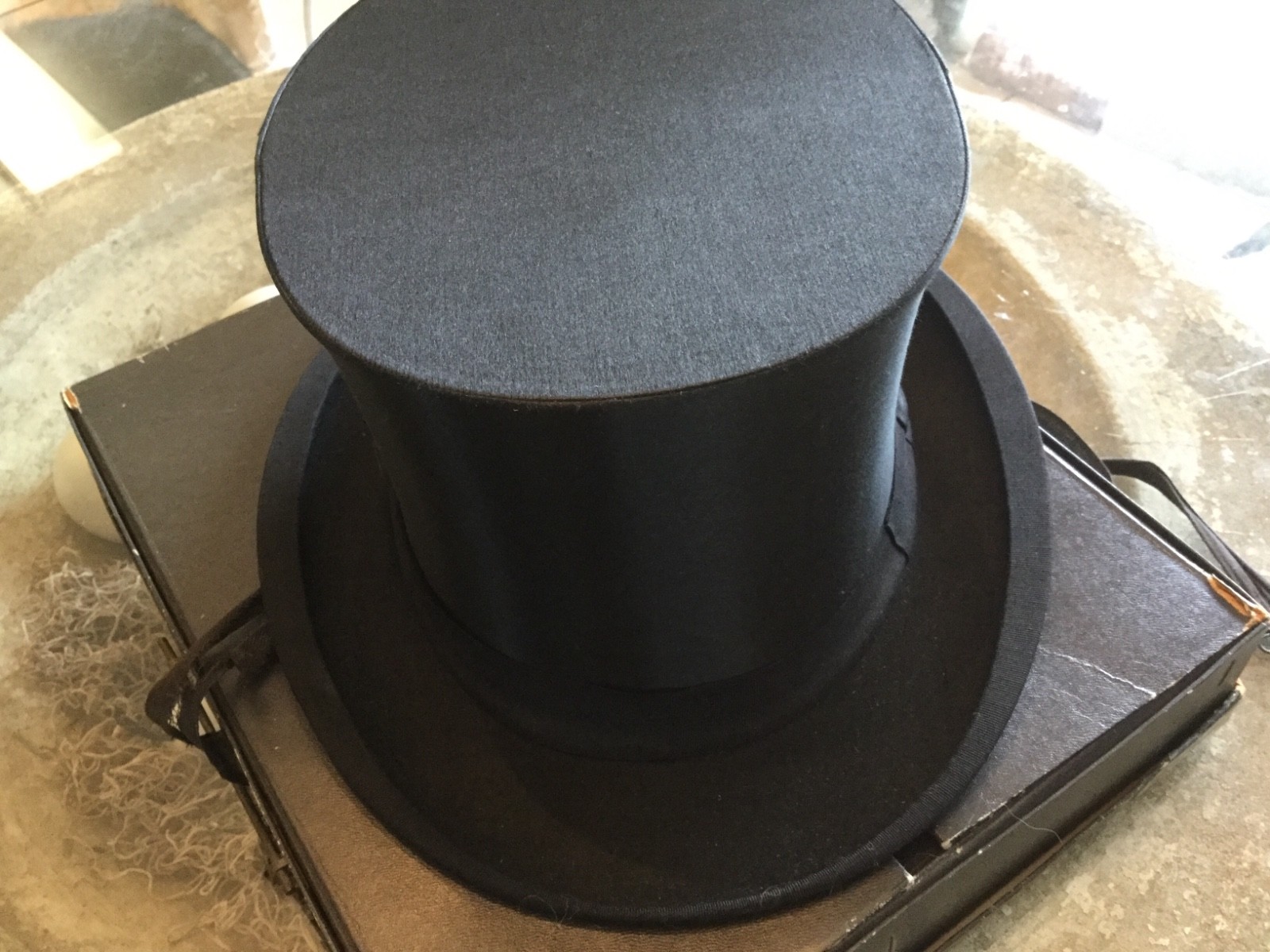 Antique vintage Germany top hat collapsible black silk label ges gesch in box