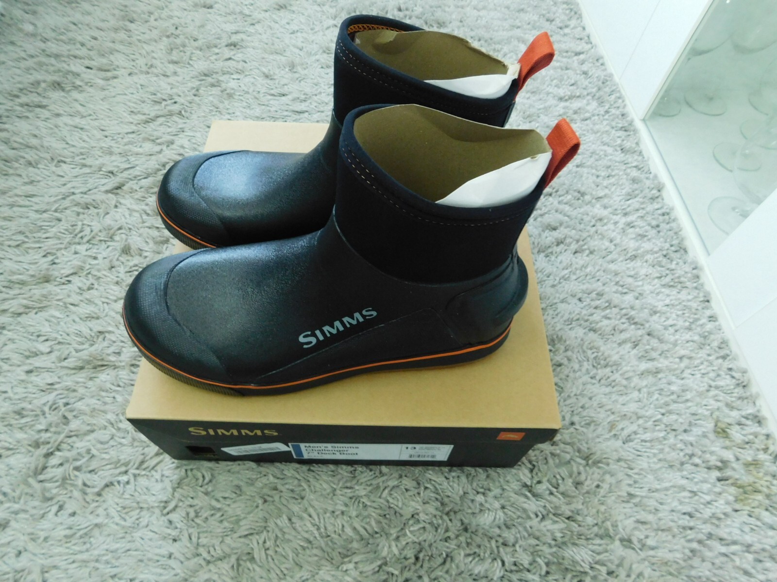 Simms Challenger Mid Deck シューズ size:US:8 Skeeter Simms Challenger Mid Deck Shoe - Carbon – Skeeter