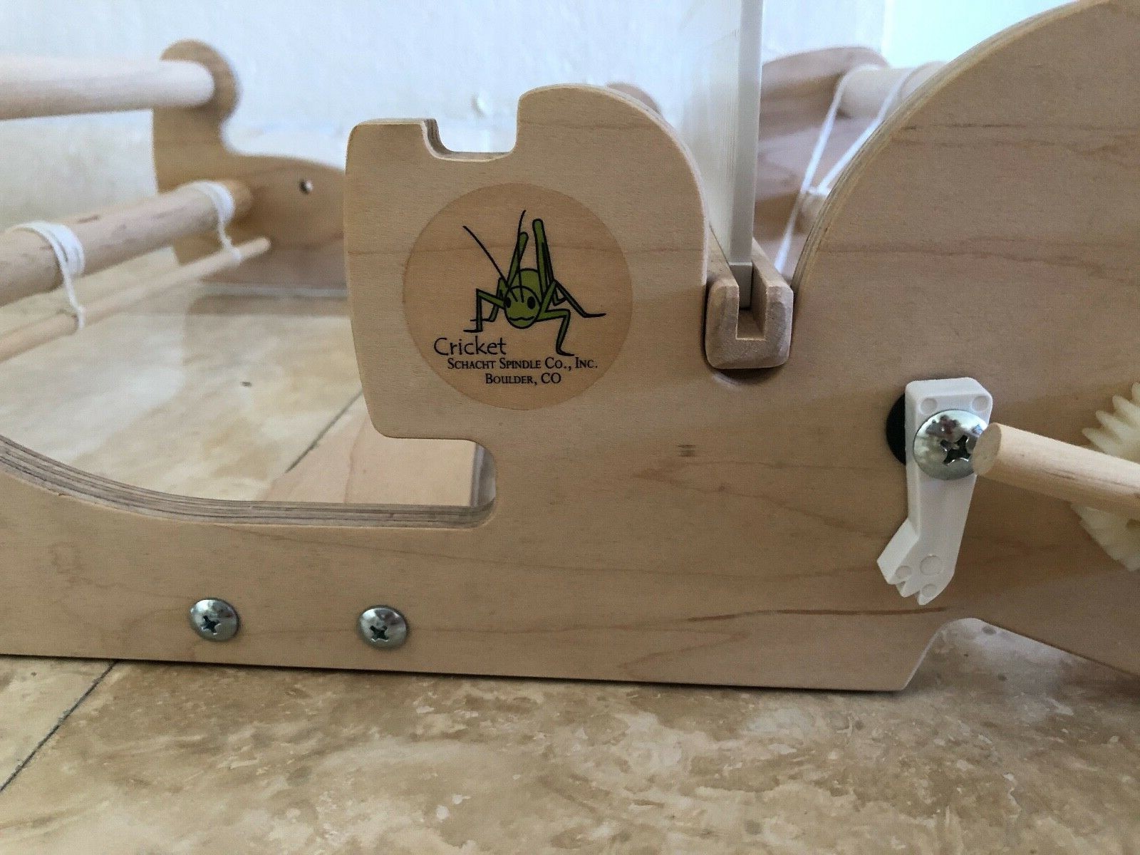 SCHACHT RIGID HEDDLE CRICKET LOOM 15