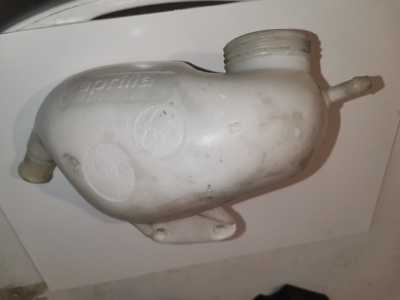 RÃ©Servoir Pompe Liquide Radiateur Aprilia Leonardo 125 