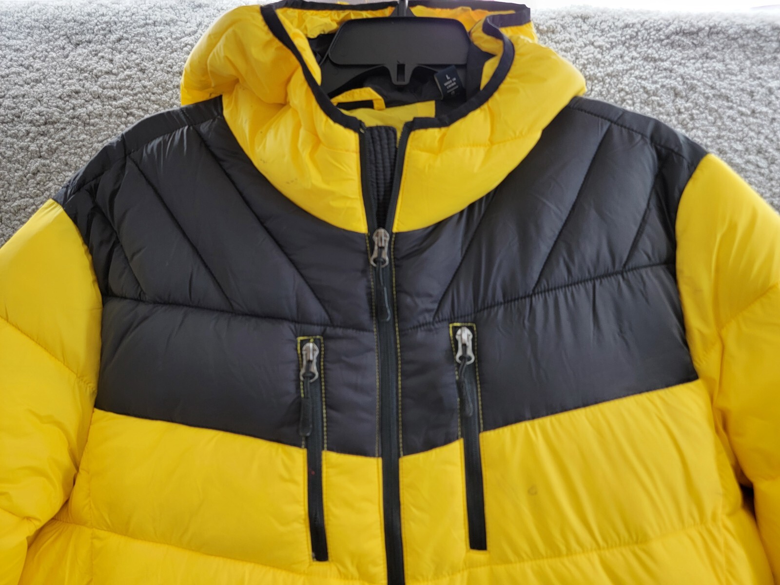 Club Room Chevron Quilted Hooded Puffer Jacket Men's L Yellow Zip Closure L/S~ - Picture 3 of 20