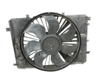 Mercedes W212 E200 09-13 2143 100KW Lüfter Ventilator f. Kühler Mercedes W212 E200 09-13 03.11.2010 A2045000393... Vorschau 1