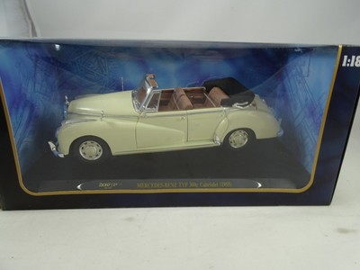 1:18 Ricko 32127 Mercdes-Benz Tipo 300C Cabriolet 1955 Crema Rarità Nuovo /