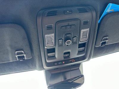 image 8 of interior