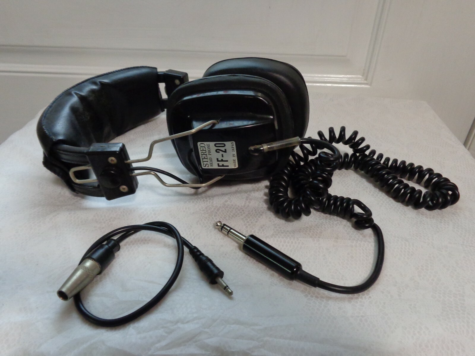 Vintage Stereo Head Phone FF-20 Black Made in Japan Tested Vintage Stereo Head Phone FF-20 Black Made in Japan Tested