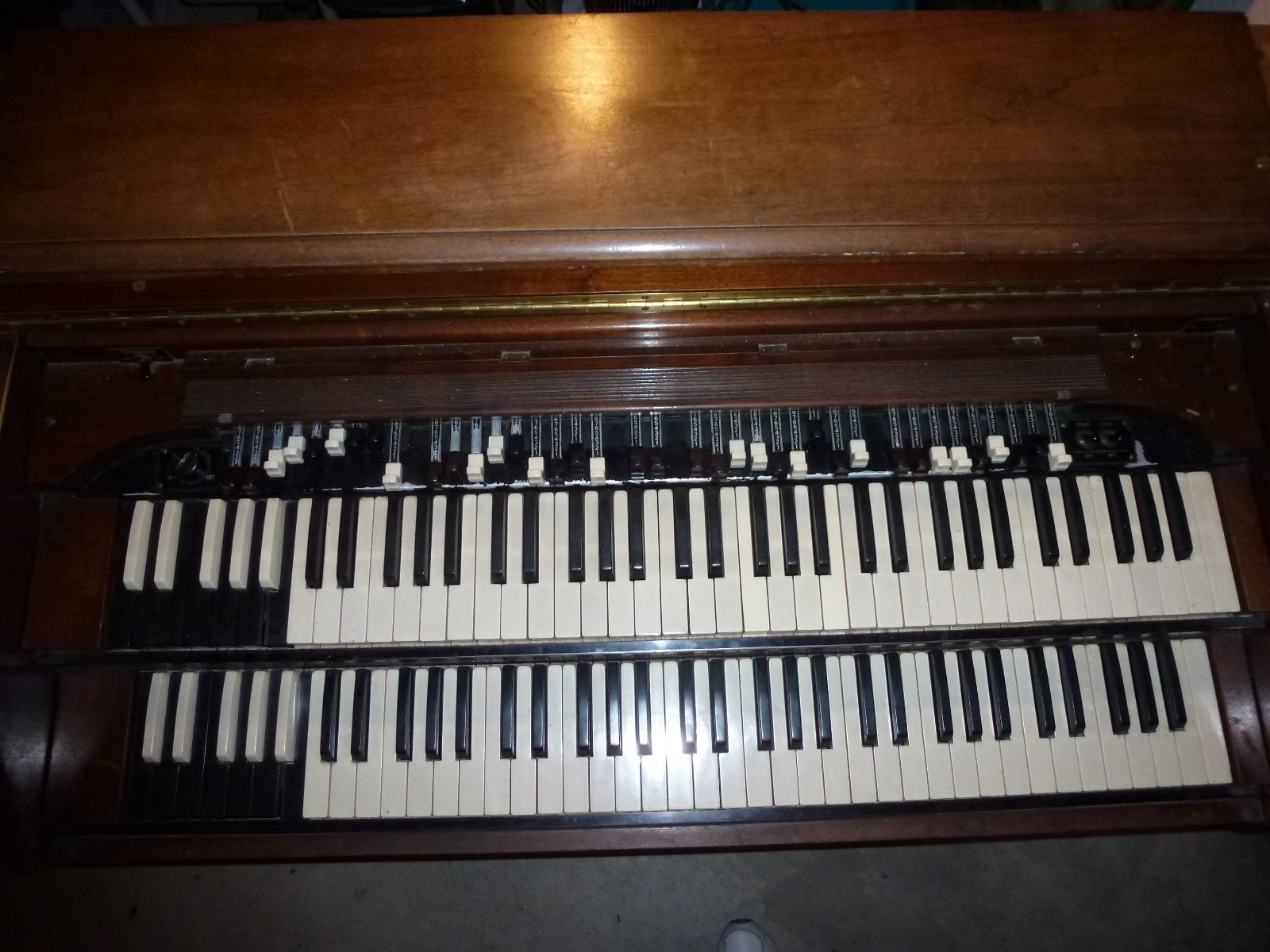 1945 Hammond CV Drawbar Organ with pedals and several upgrades, sounds awesome!