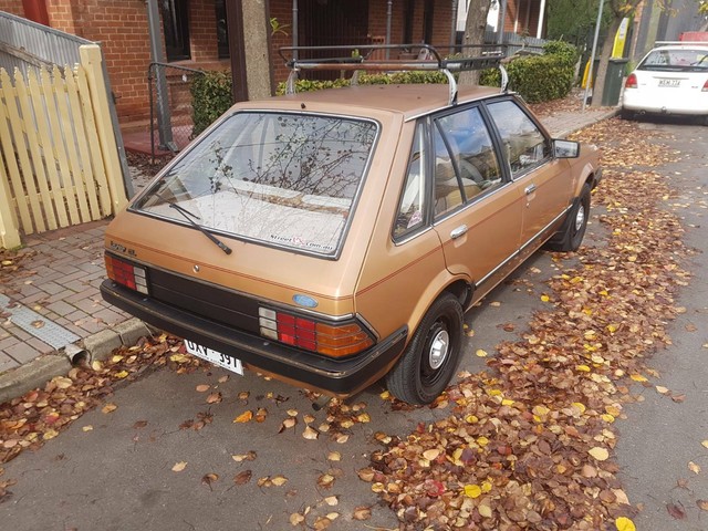 1985 ford laser