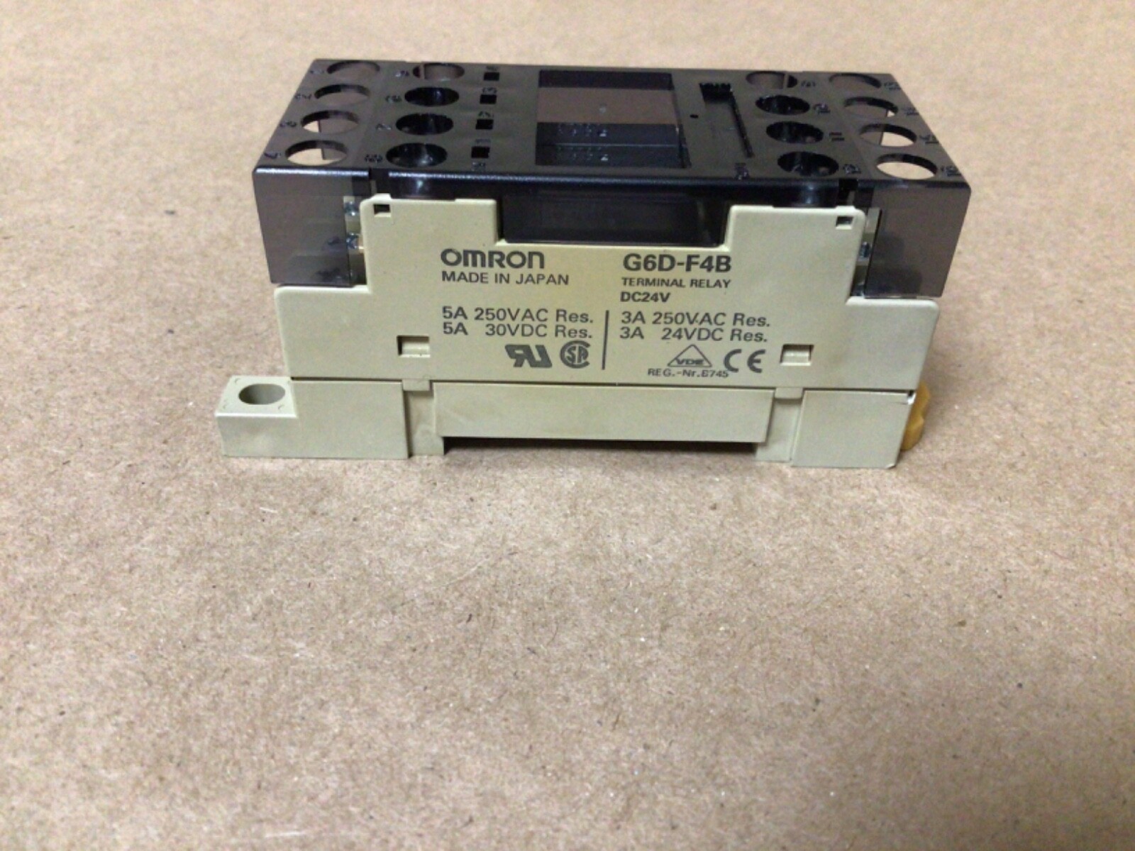 OMRON G6D-F4B - リレー OMRON G6D-F4B - リレー
