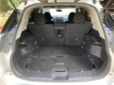 image 16 of interior