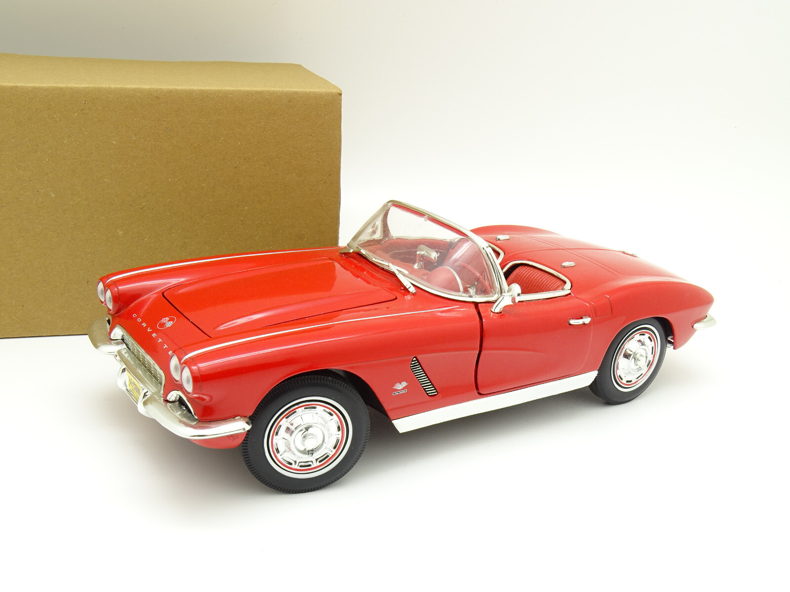 ミニカー ERTL 1/18 CHUEROLET ERTL SB 1/18 - Chevrolet Corvette Sting Ray Roadster 1967