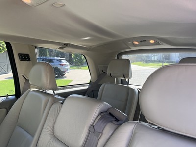 image 4 of interior