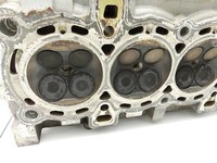 Ford C-Max II 10-15 1,6 92KW PNDA Zylinderkopf Ford C-Max II 10-15 01.09.2011 RMBM5G-6F093-GA 2521225 gebraucht Vorschau 8