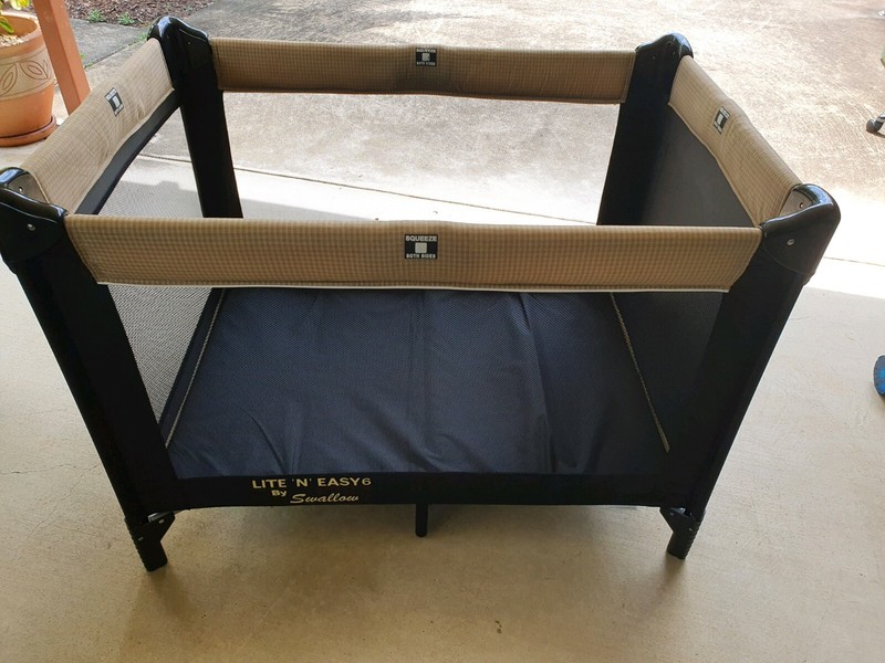 lite n easy 6 by swallow portacot