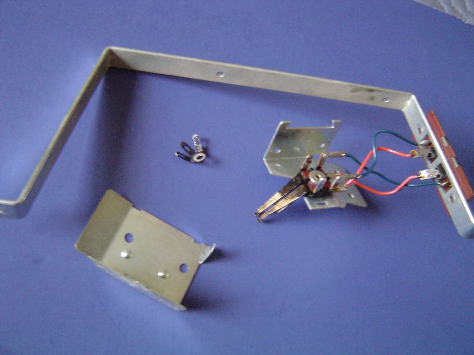 Dual 1219 Stereo Turntable Parting Out Phono Audio Jack  Assembly, Mute Switches