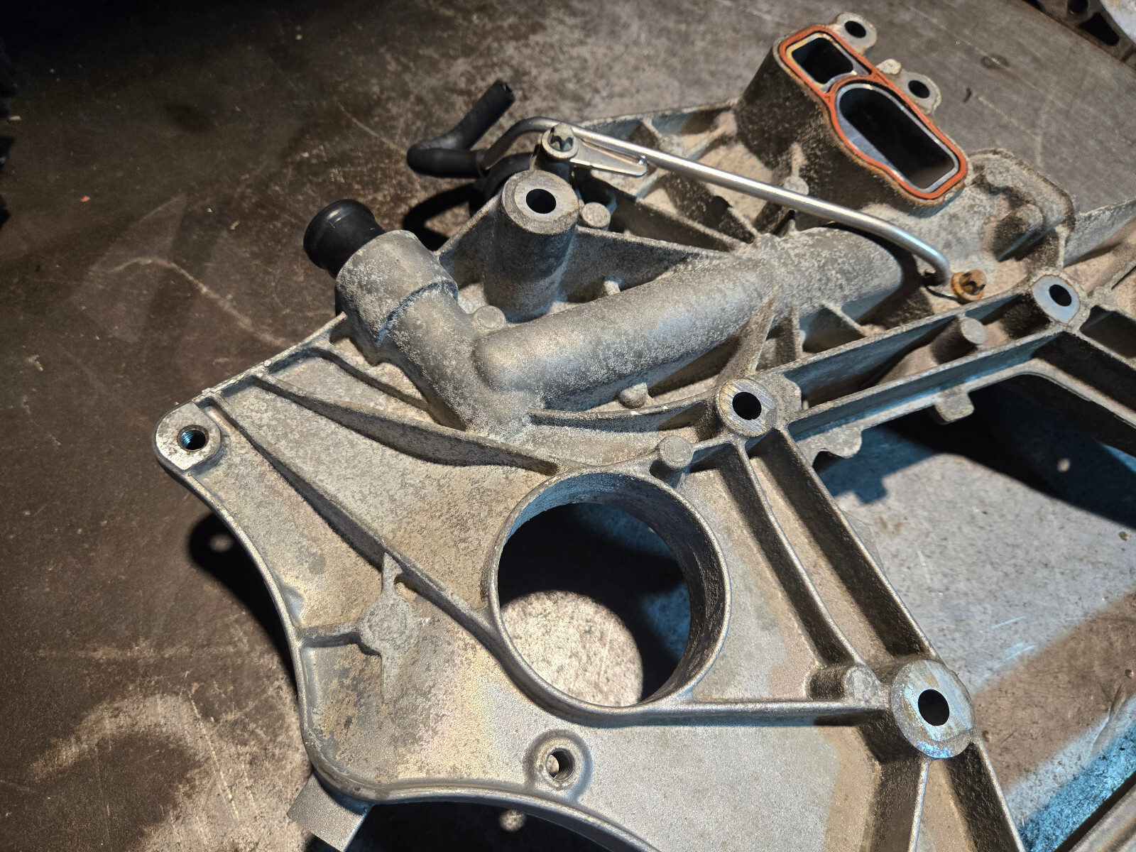 MERCEDES SPRINTER W906 2.1 DIESEL WATER PUMP BRACKET A6512011509 - Picture 10 of 12