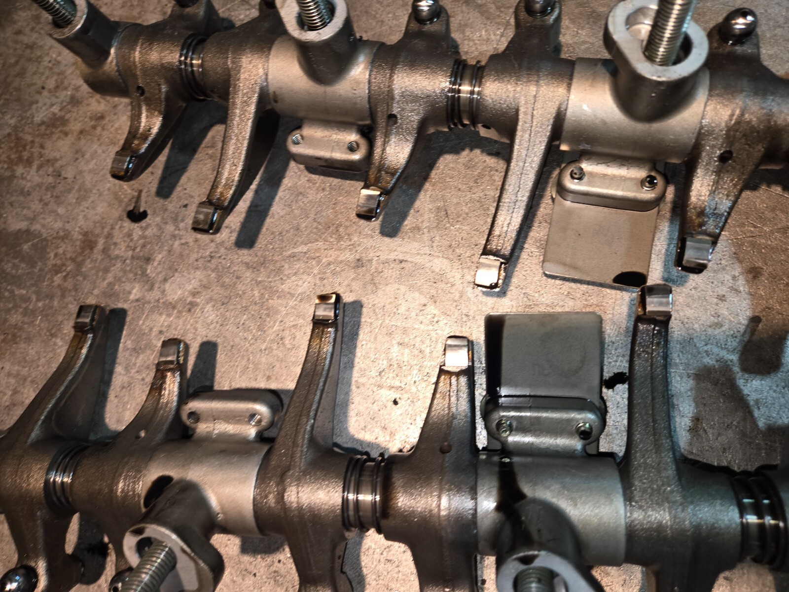 2007-2010 LBZ LMM 6.6L DURAMAX ENGINE VALVETRAIN REF22751 - Picture 8 of 9