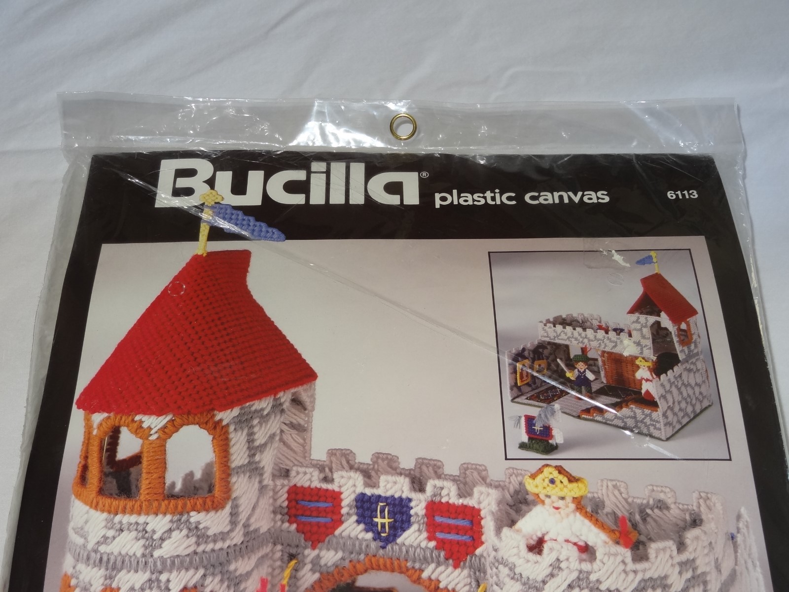 NEW 1994 BUCILLA Plastic Canvas Castle Playset 6113 Knight Princess Drawbridge