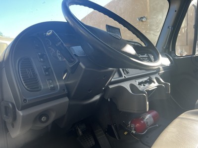 image 3 of interior