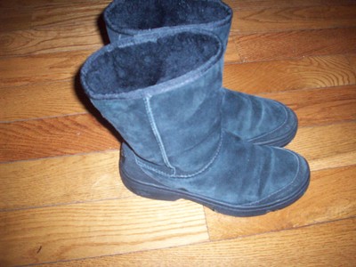ugg ultimate short 5275 black ugg ultimate short 5275 black