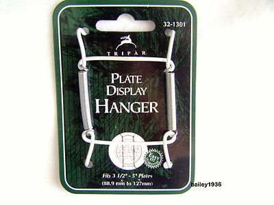 WHITE 7.5" - 9.5" Plate Hangers Wire DELUXE Display Easel Tripar 32-1303