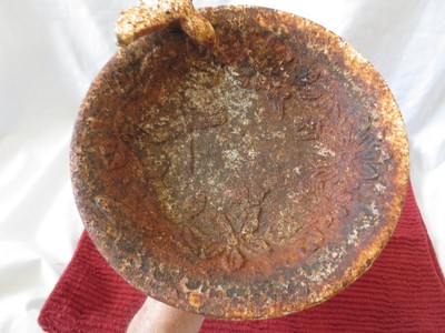 Vtg Table Top Pedestal Cast Iron Bird Feeder or Bath Hummingbird for Restoration