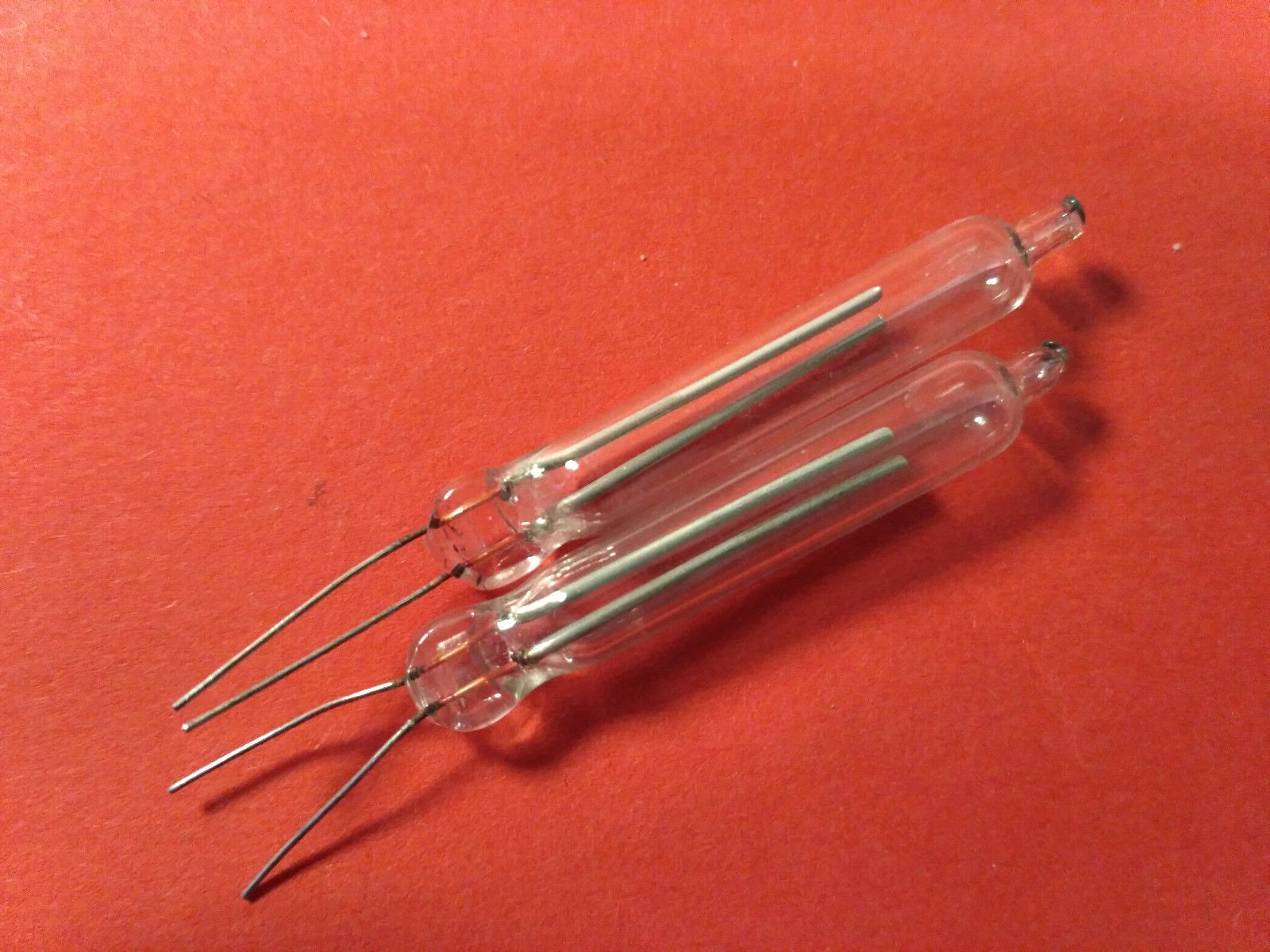 01. • 3, 3-диметилбут-2-ен. Ив-16 индикатор. Ин-34-1 индикатор. Индикатор тлеющего разряда ин-3.