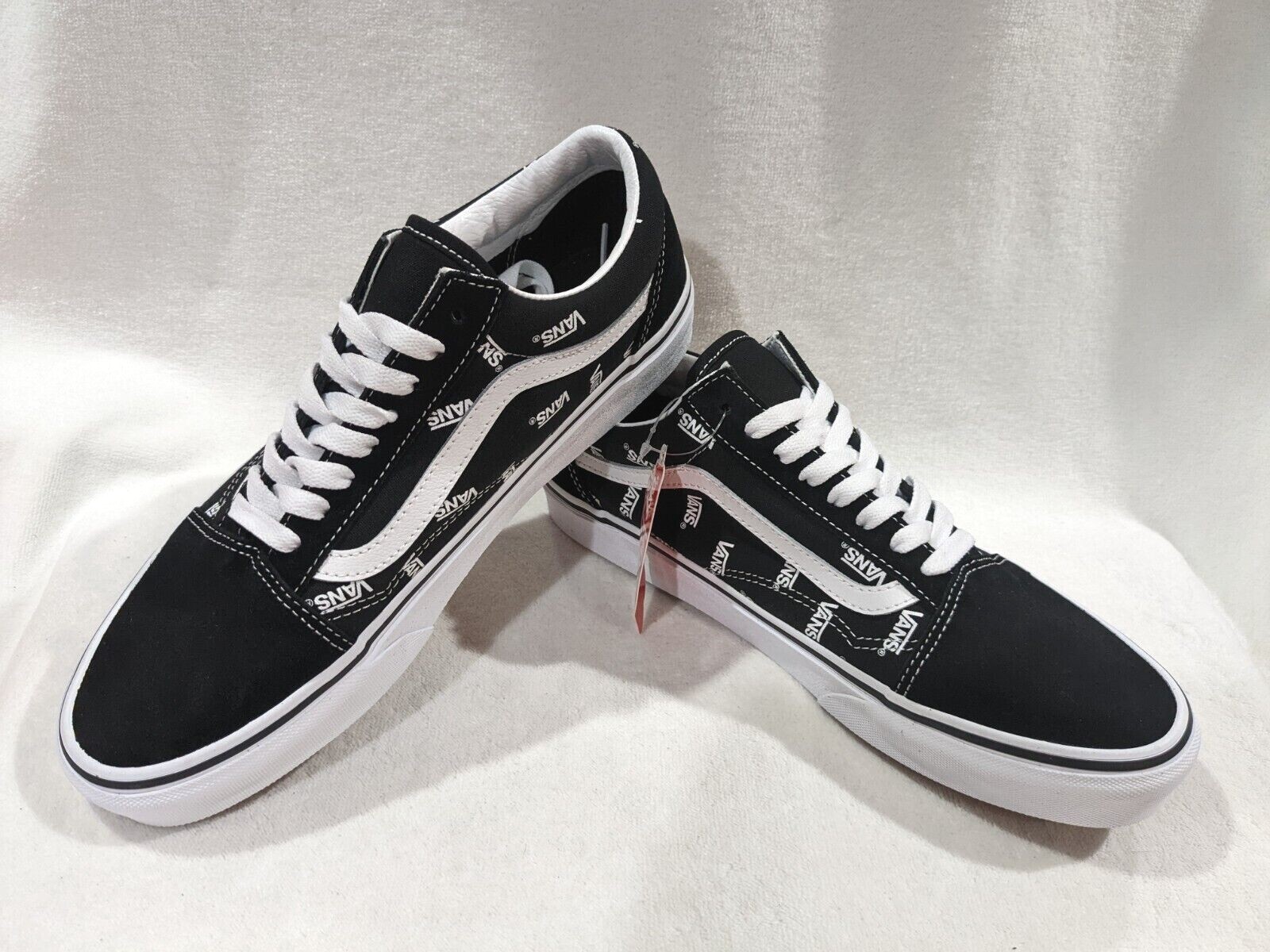 Vans Men's Old Skool Vans Logo Black/White Skate Shoes Vans Men's Old Skool Vans Logo Black/White Skate Shoes