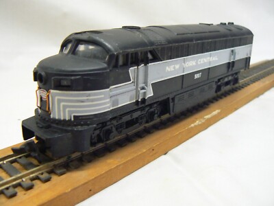 New York Central 5007 Dummy Diesel AHM Locomotive - Nice Shape - Fast Ship