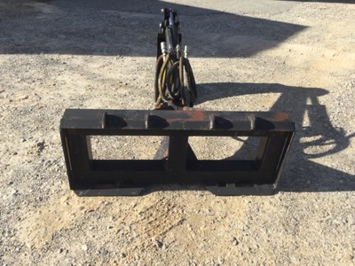VERY NICE BOBCAT QUICK ATTACH BACKHOE ATTACHMENT