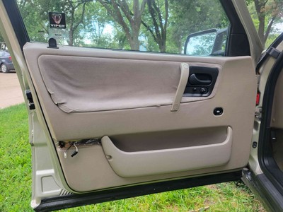 image 10 of interior