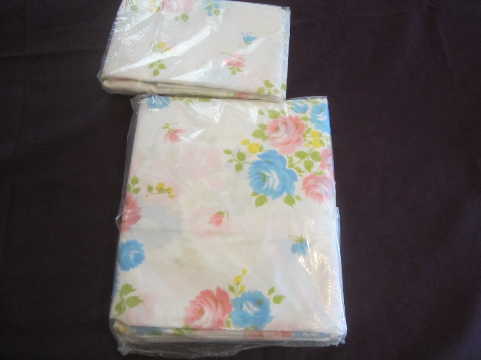 VTG. NEW SPRING MELODY SEARS PERMA - PRESS FULL FLAT SHEET & 2 PILLOWCASES