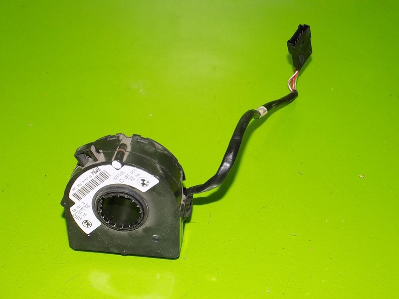 01 BMW 325i E46 OEM steering column angle sensor 6750126
